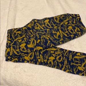 Lularoe musical instrument leggings